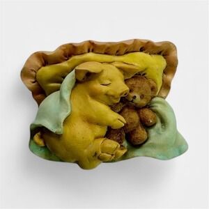 Vintage Pigsville Handmade Resin Pig Figurine Animal Class Pig 1993 PM 1354